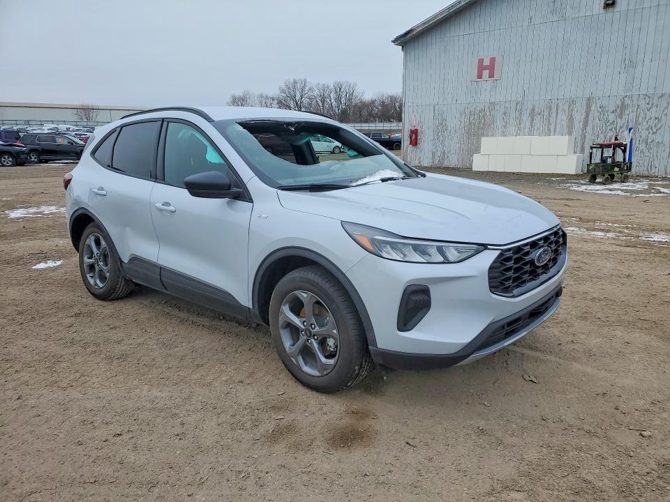 46311736 :رقم المزاد ، 1FMCU9MN5TUA14657 vin ، 2026 Ford Escape مزاد بيع