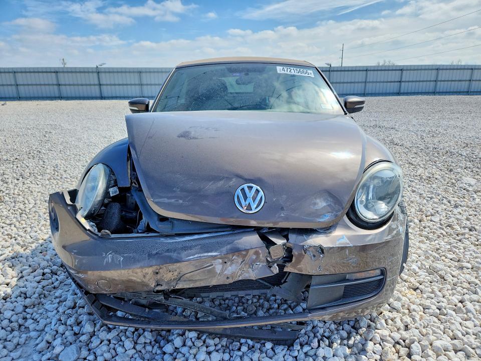 2013 Volkswagen Beetle მანქანა იყიდება აუქციონზე, vin: 3VW5X7AT4DM829060, აუქციონის ნომერი: 47215666