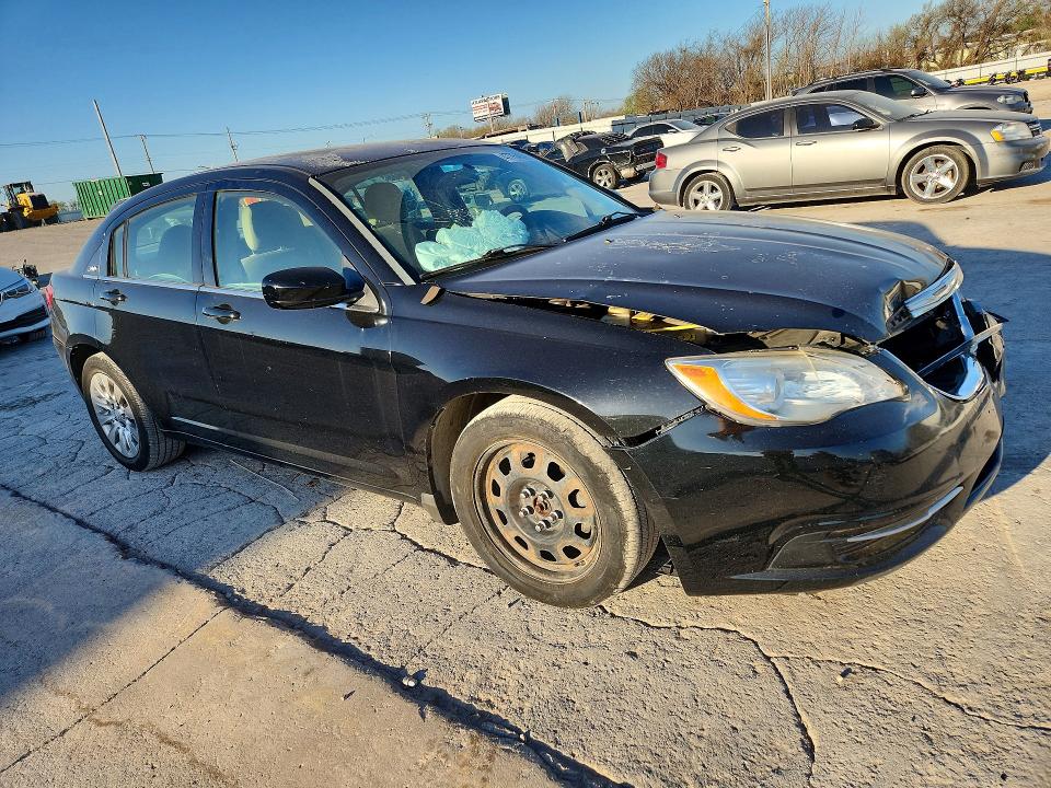 47754096 :رقم المزاد ، 1C3CCBAB3EN123421 vin ، 2014 Chrysler 200 مزاد بيع