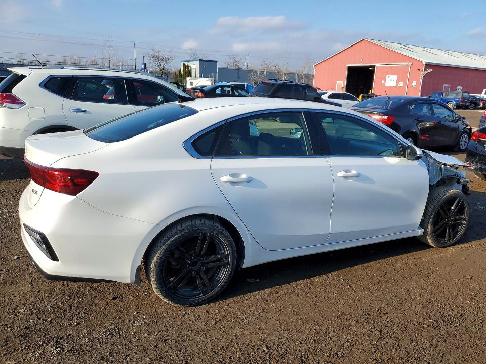 2020 Kia Forte მანქანა იყიდება აუქციონზე, vin: 3KPF54ADXLE239815, აუქციონის ნომერი: 45885716