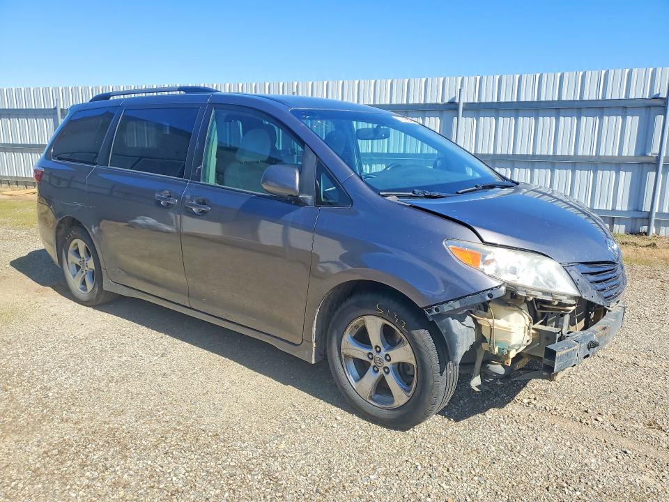 Aukcja sprzedaży 2016 Toyota Sienna, vin: 5TDKK3DC0GS725369, numer aukcji: 76885675