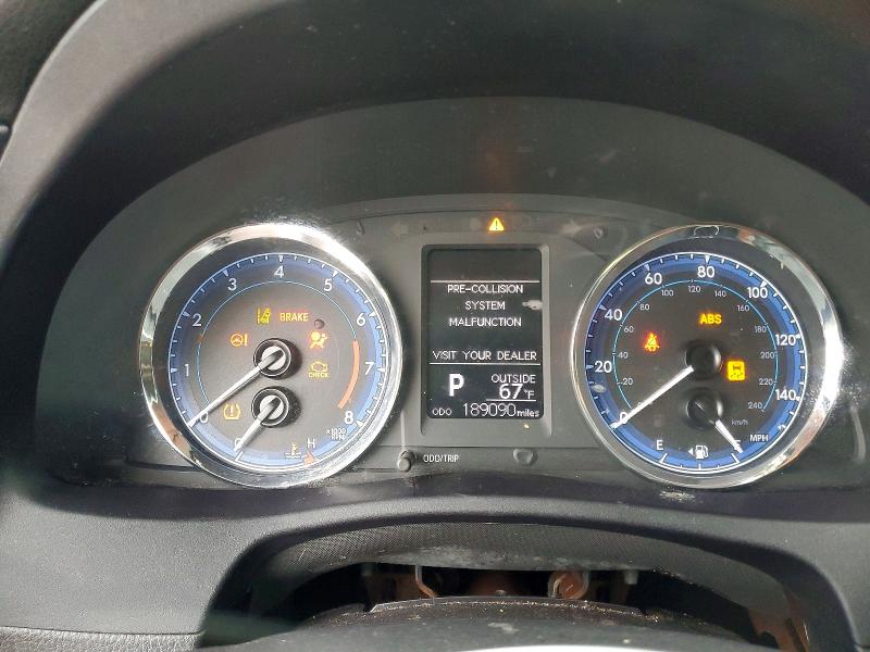 46616616 :رقم المزاد ، 2T1BURHE3JC027489 vin ، 2018 Toyota Corolla مزاد بيع
