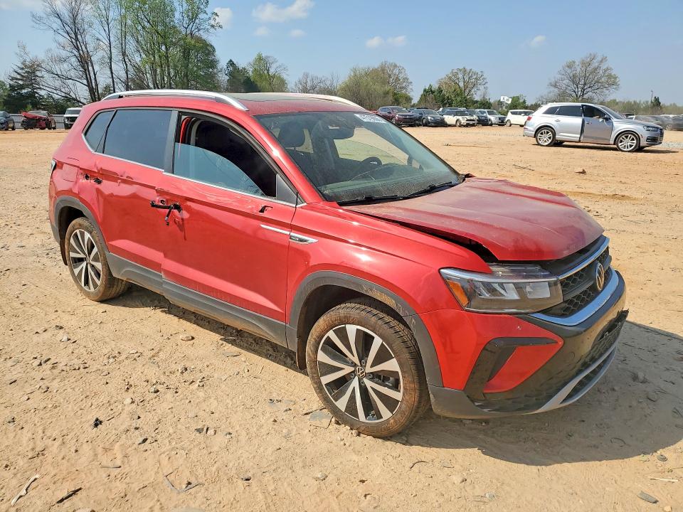 Продажа на аукционе авто 2022 Volkswagen Taos, vin: 3VVLX7B29NM031415, номер лота: 47519906