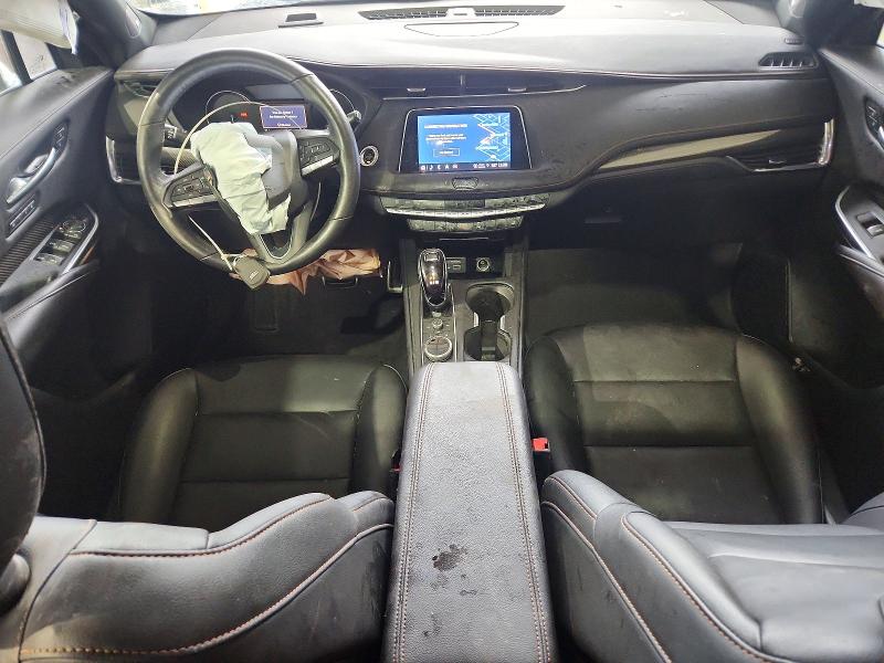 79916895 :رقم المزاد ، 1GYFZFR4XNF126194 vin ، 2022 Cadillac Xt4 مزاد بيع