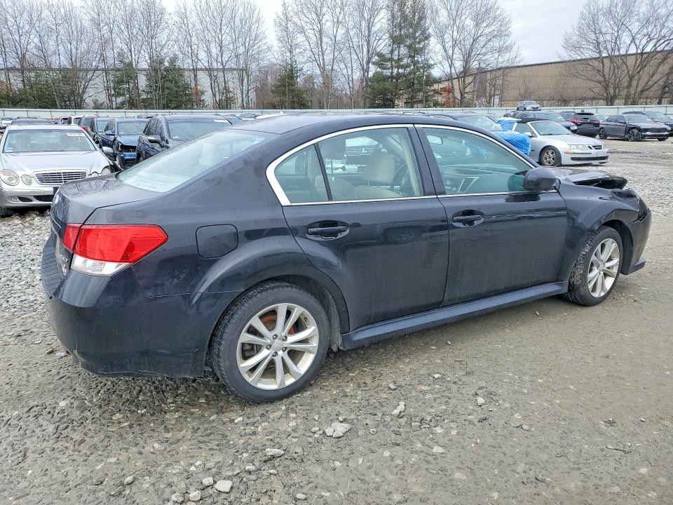 46311876 :رقم المزاد ، 4S3BMBC68D3039416 vin ، 2013 Subaru Legacy مزاد بيع