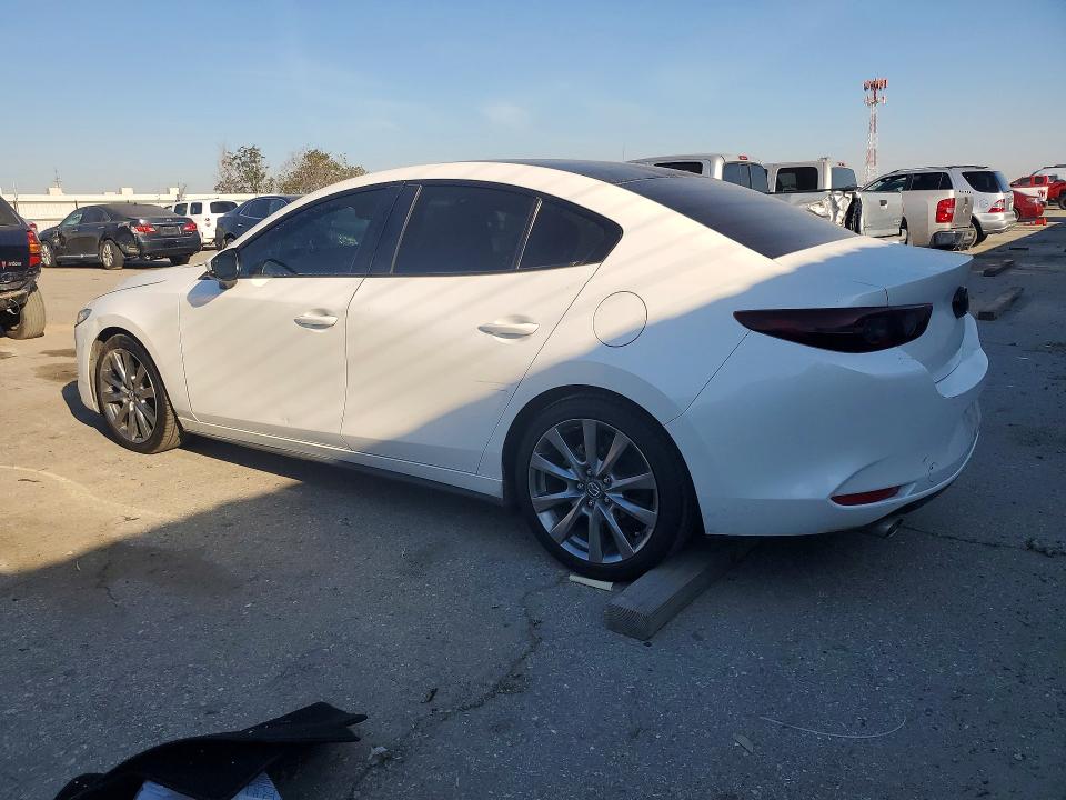 Продажа на аукционе авто 2019 Mazda 3, vin: JM1BPACL4K1114001, номер лота: 46100766
