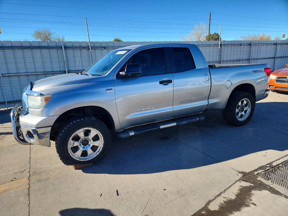 Auction sale of the 2007 Toyota Tundra, vin: 5TFBT54197X001990, lot number: 46240416