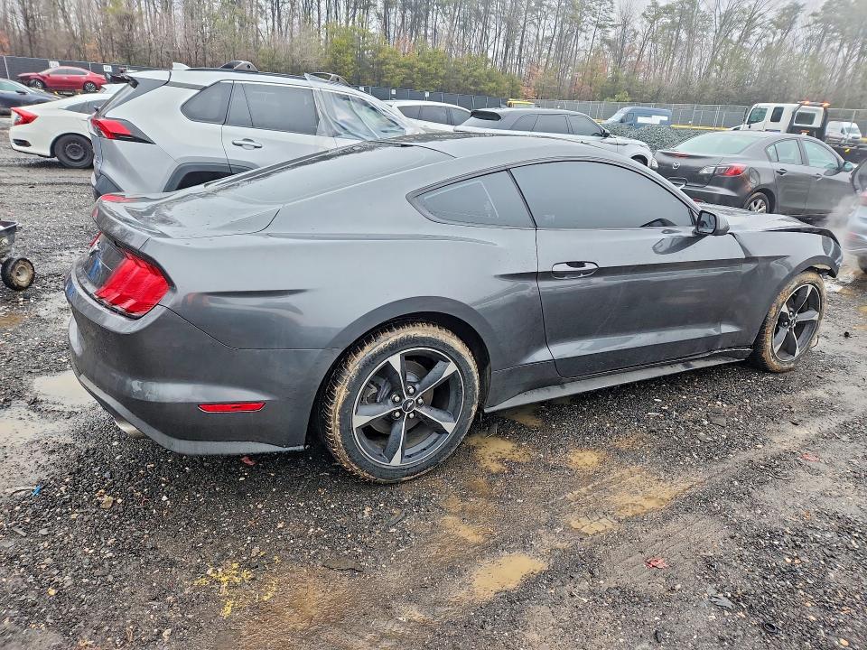 79374155 :رقم المزاد ، 1FA6P8TH0J5174859 vin ، 2018 Ford Mustang مزاد بيع