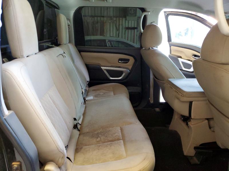 47926586 :رقم المزاد ، 1N6BA1F32HN533301 vin ، 2017 Nissan Titan Xd مزاد بيع