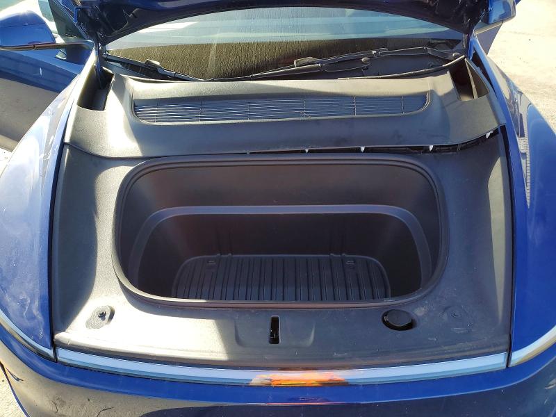 2026 Tesla Model Y მანქანა იყიდება აუქციონზე, vin: 7SAYGDED3TF416585, აუქციონის ნომერი: 46372766