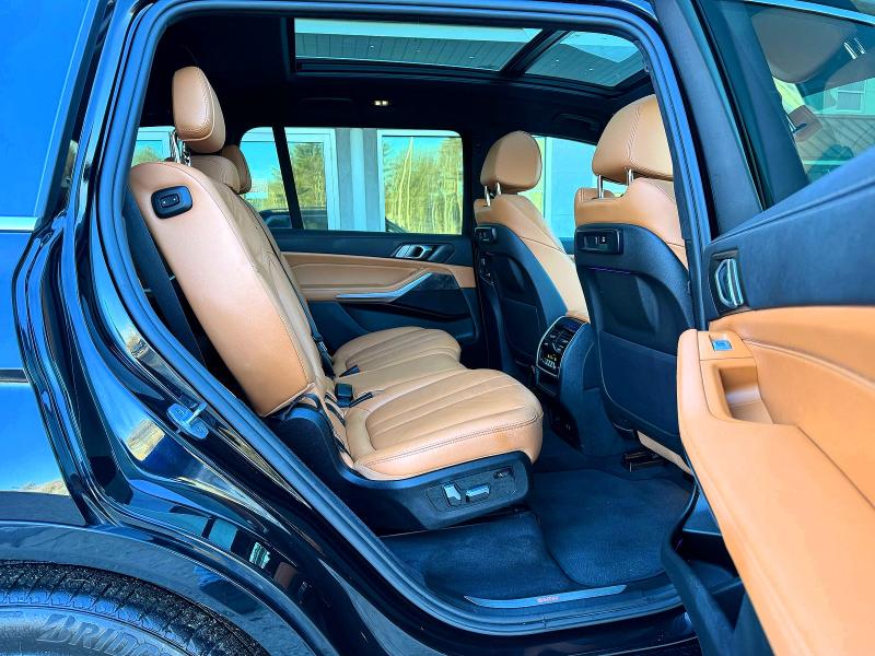 Продаж на аукціоні авто 2021 Bmw X7, vin: 5UXCW2C06M9E81989, номер лоту: 41809856