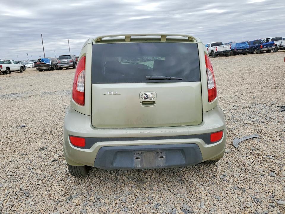 47992876 :رقم المزاد ، KNDJT2A58C7390875 vin ، 2012 Kia Soul مزاد بيع