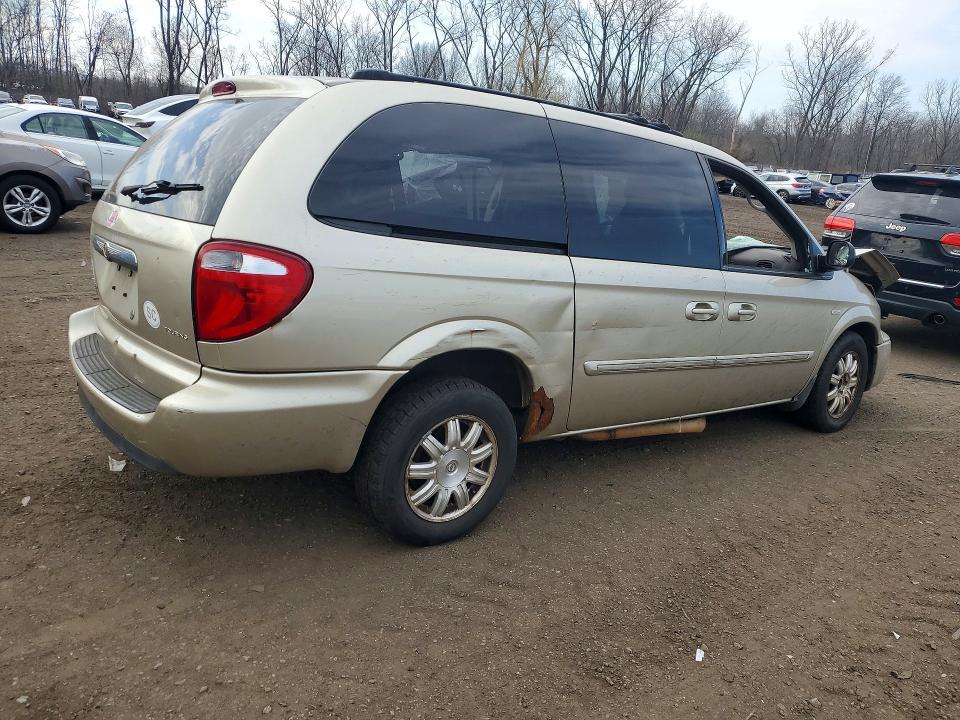 79281405 :رقم المزاد ، 2C4GP54L45R383952 vin ، 2005 Chrysler Town & Country مزاد بيع