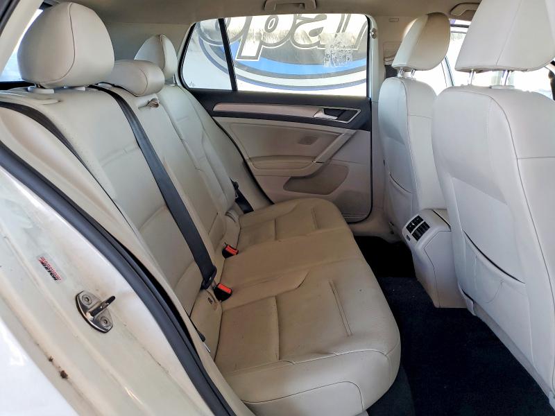 47269146 :رقم المزاد ، 3VW217AU0FM005492 vin ، 2015 Volkswagen Golf مزاد بيع