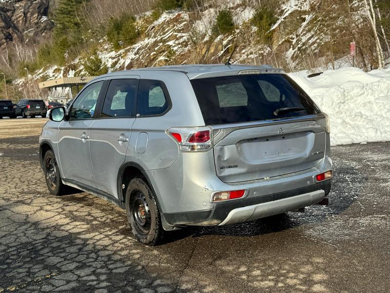 Продаж на аукціоні авто 2015 Mitsubishi Outlander, vin: JA4AZ3A39FZ001036, номер лоту: 41918296