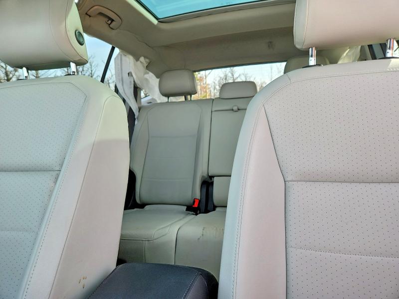 Продаж на аукціоні авто 2018 Volkswagen Tiguan, vin: 3VV2B7AX2JM040443, номер лоту: 47304006