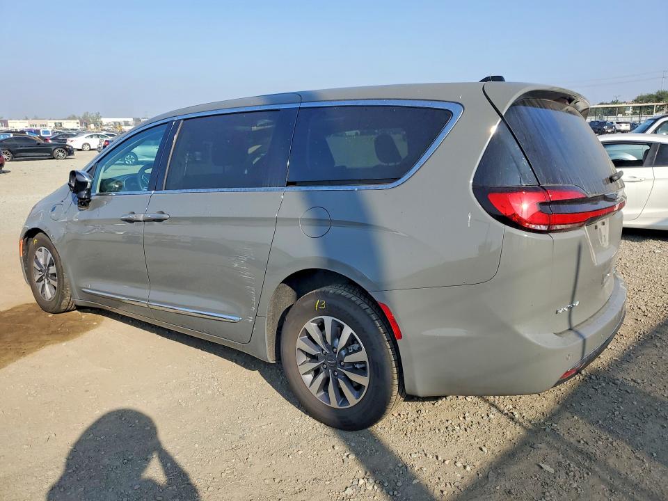 2023 Chrysler Pacifica მანქანა იყიდება აუქციონზე, vin: 2C4RC1S77PR612064, აუქციონის ნომერი: 47261716