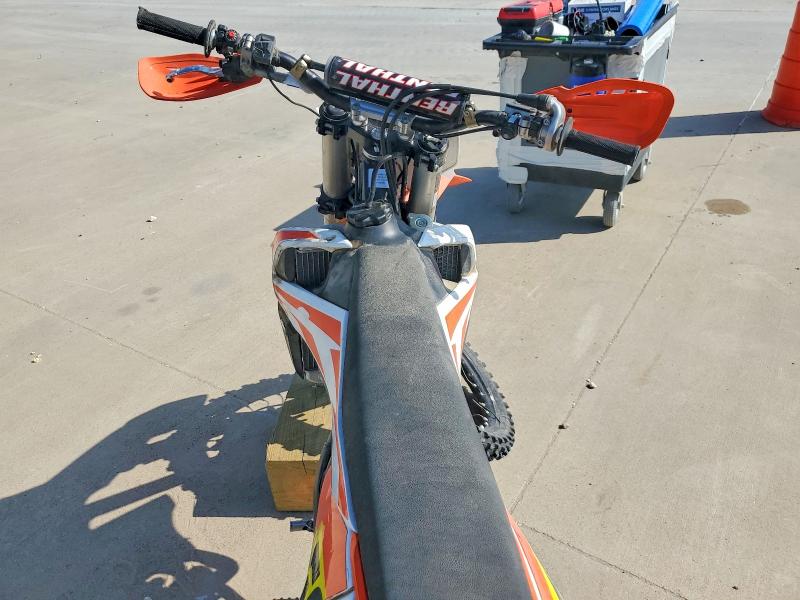 2017 Ktm 350 მანქანა იყიდება აუქციონზე, vin: VBKSXP433HM284664, აუქციონის ნომერი: 45488256