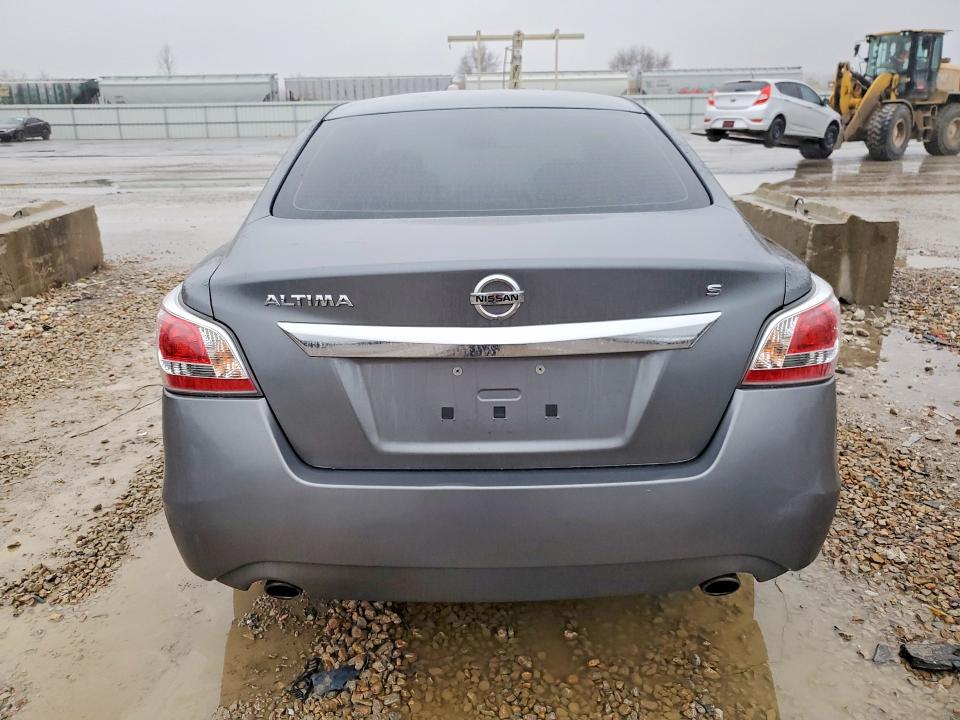 2015 Nissan Altima მანქანა იყიდება აუქციონზე, vin: 1N4AL3AP2FN351941, აუქციონის ნომერი: 79597655