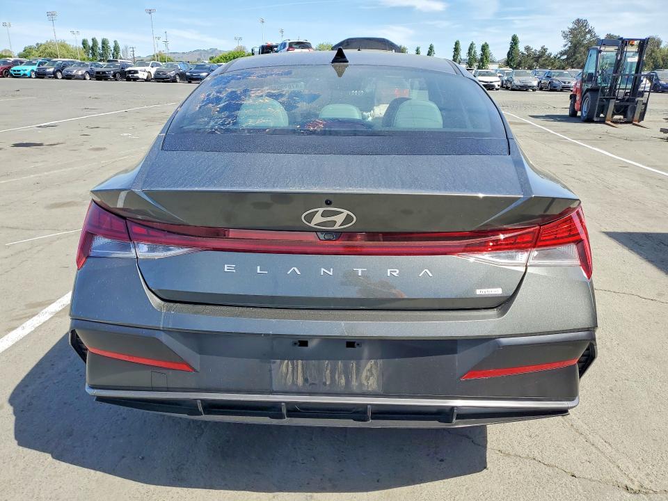 2025 Hyundai Elantra Hybrid მანქანა იყიდება აუქციონზე, vin: KMHLN4DJ6SU156625, აუქციონის ნომერი: 47829686