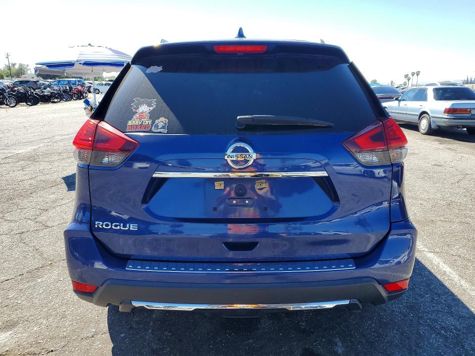 2017 Nissan Rogue მანქანა იყიდება აუქციონზე, vin: 5N1AT2MN6HC783229, აუქციონის ნომერი: 47564436