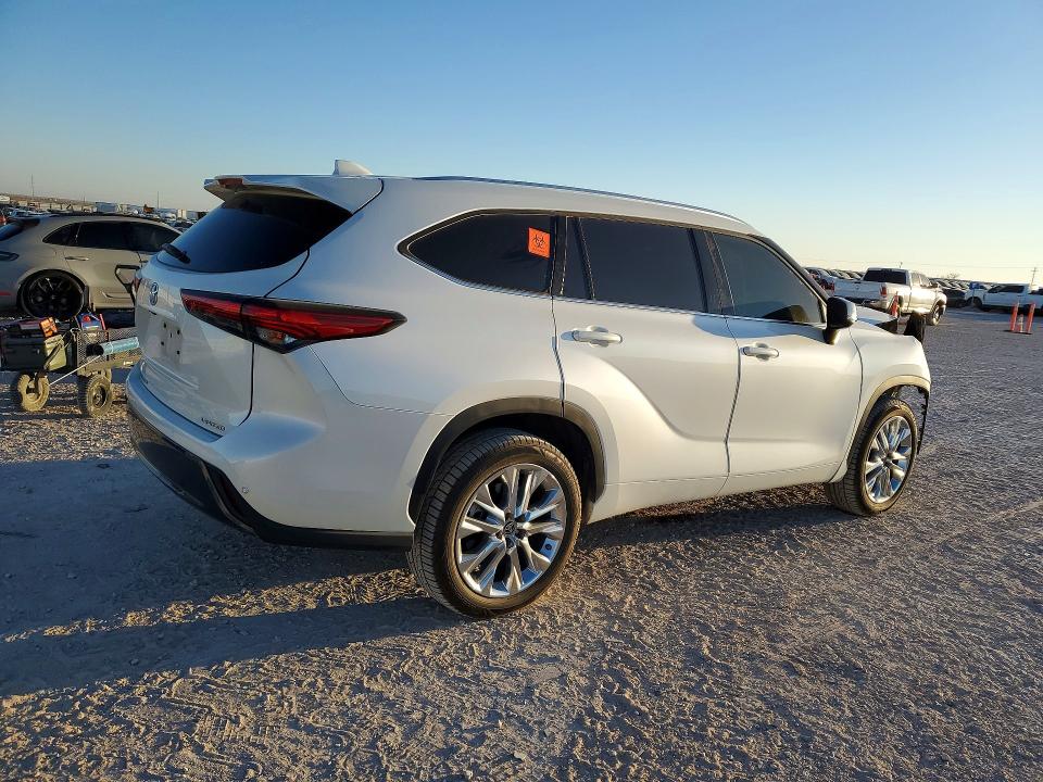 47755036 :رقم المزاد ، 5TDYZRAH0MS056718 vin ، 2021 Toyota Highlander مزاد بيع