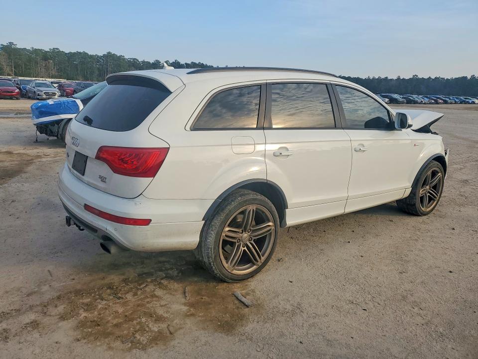 2015 Audi Q7 მანქანა იყიდება აუქციონზე, vin: WA1DGAFE1FD016693, აუქციონის ნომერი: 79176975