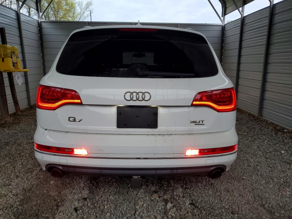 47800216 :رقم المزاد ، WA1LGAFE4FD016425 vin ، 2015 Audi Q7 مزاد بيع