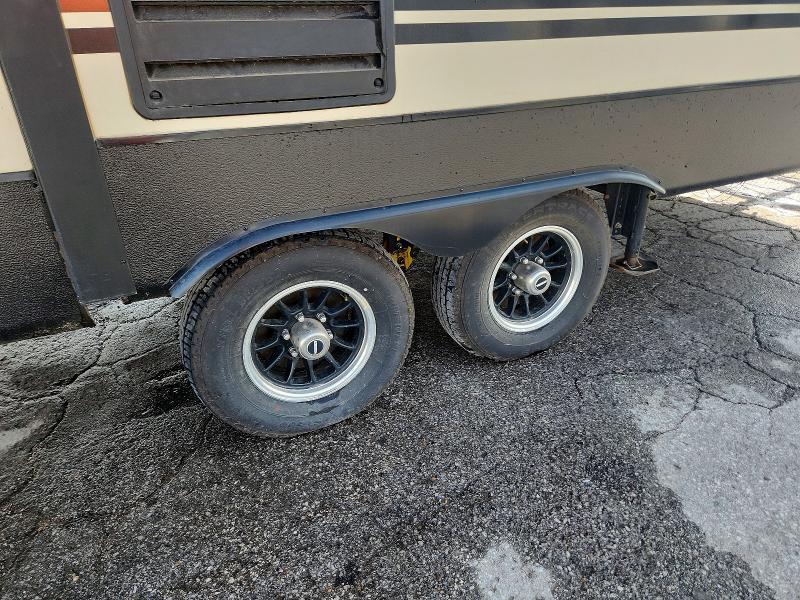 79957575 :رقم المزاد ، 54CFM4T23K4024453 vin ، 2019 Winnebago Minnie مزاد بيع