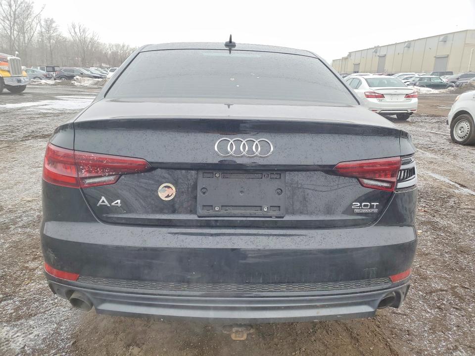 78581585 :رقم المزاد ، WAUDNAF44JA144288 vin ، 2018 Audi A4 مزاد بيع