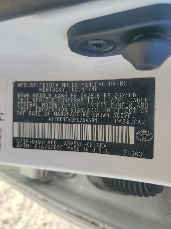 46232646 :رقم المزاد ، 4T1BF1FK9HU704591 vin ، 2017 Toyota Camry مزاد بيع