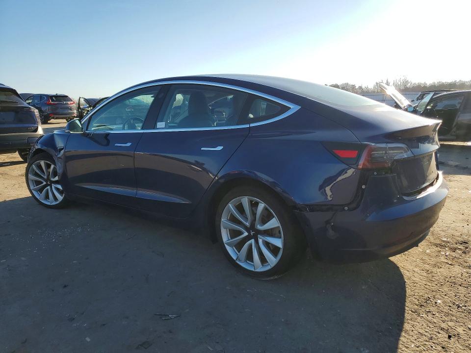 Продаж на аукціоні авто 2018 Tesla Model 3, vin: 5YJ3E1EB2JF116088, номер лоту: 46991546