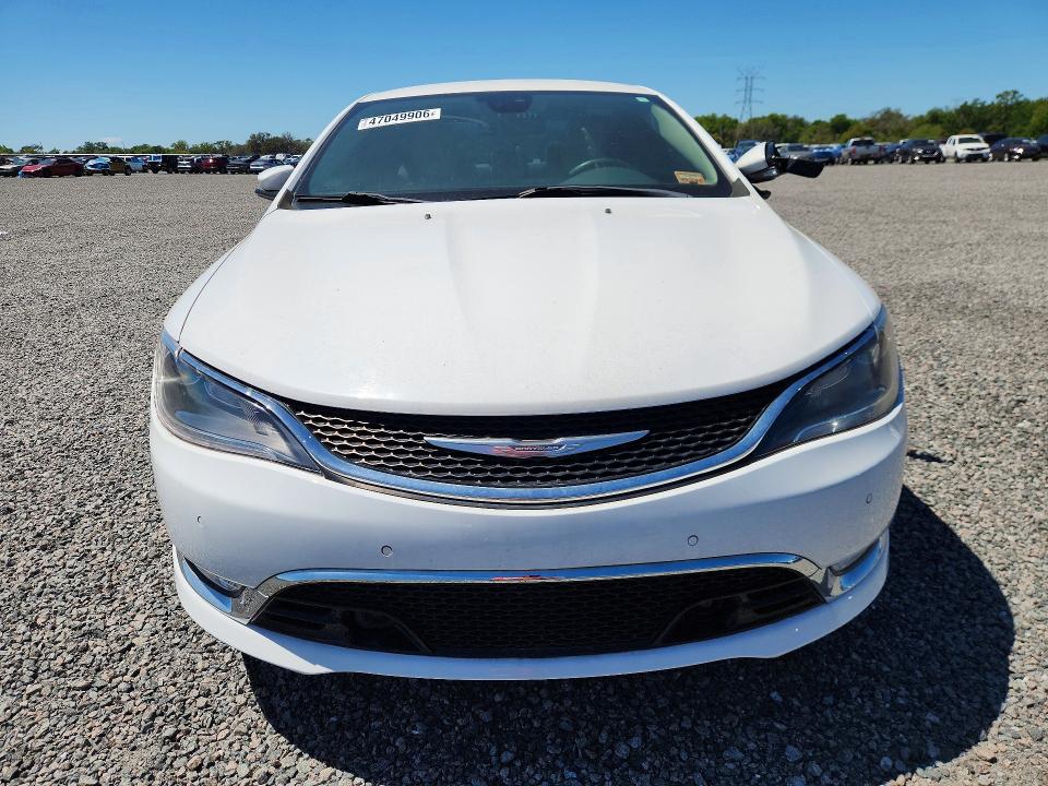 47049906 :رقم المزاد ، 1C3CCCCG1FN573486 vin ، 2015 Chrysler 200 مزاد بيع
