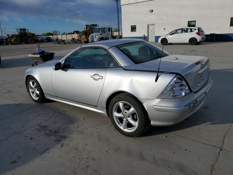 2003 Mercedes-benz Slk მანქანა იყიდება აუქციონზე, vin: WDBKK65F23F290406, აუქციონის ნომერი: 47875676