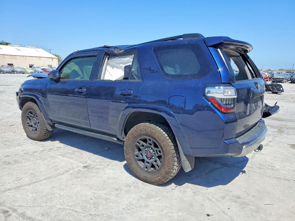 2024 Toyota 4runner მანქანა იყიდება აუქციონზე, vin: JTEPU5JR2R6233428, აუქციონის ნომერი: 47889156