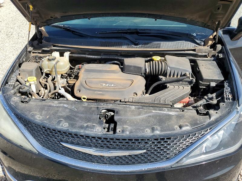 46568866 :رقم المزاد ، 2C4RC1BG7JR103177 vin ، 2018 Chrysler Pacifica مزاد بيع