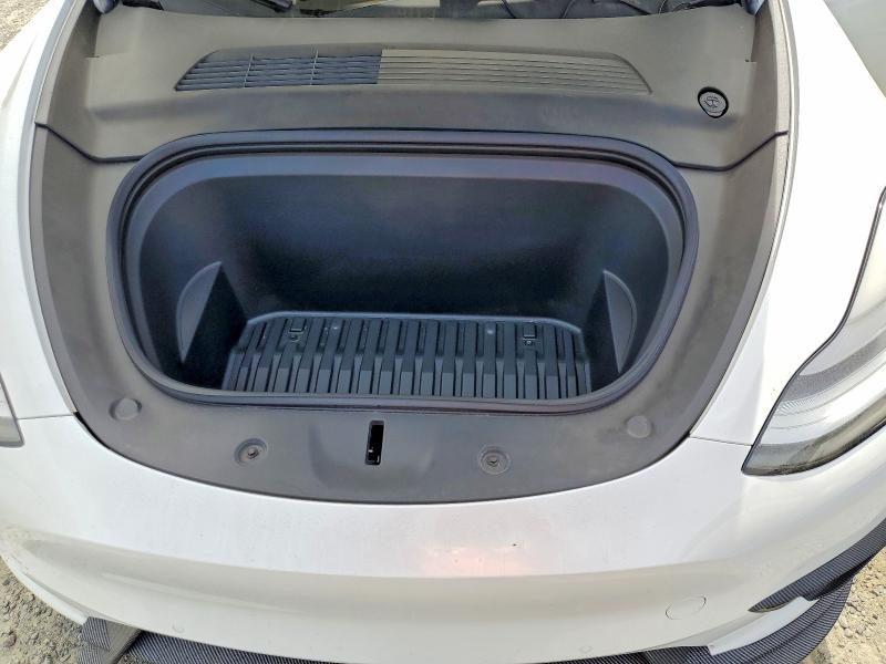 46426816 :رقم المزاد ، 5YJYGDEE2MF102188 vin ، 2021 Tesla Model Y مزاد بيع
