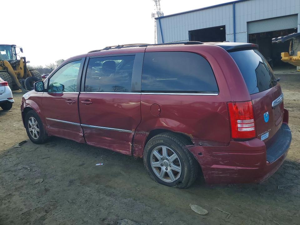 41709246 :رقم المزاد ، 2A4RR5D16AR323905 vin ، 2010 Chrysler Town & Country مزاد بيع