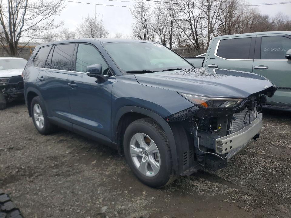 Продажа на аукционе авто 2025 Toyota Grand Highlander, vin: 5TDAAAA5XSS030060, номер лота: 46311286