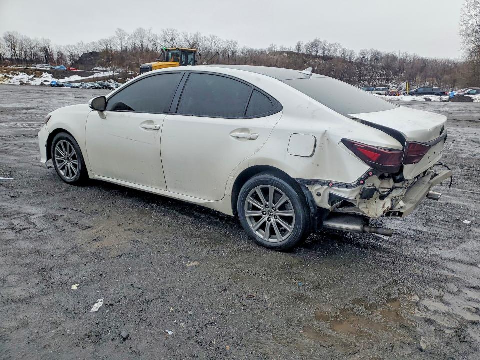41593136 :رقم المزاد ، JTHBK1GG6D2063544 vin ، 2013 Lexus Es 350 مزاد بيع