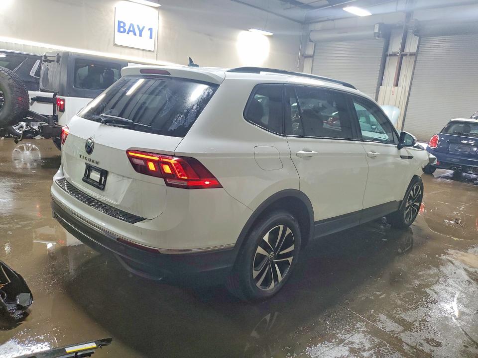 Продажа на аукционе авто 2023 Volkswagen Tiguan, vin: 3VVRB7AX4PM052813, номер лота: 79497855