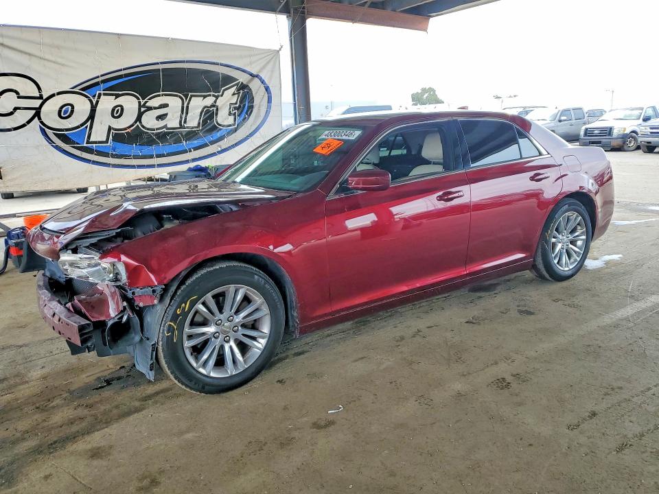 48300346 :رقم المزاد ، 2C3CCAAG7JH117680 vin ، 2018 Chrysler 300 مزاد بيع