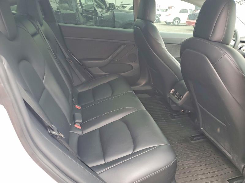 48445716 :رقم المزاد ، 5YJ3E1EB0NF359999 vin ، 2022 Tesla Model 3 مزاد بيع