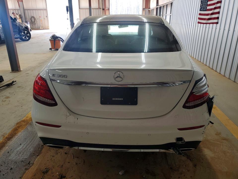 Продажа на аукционе авто 2017 Mercedes-benz E, vin: WDDZF4JB8HA050914, номер лота: 47413756