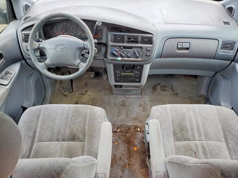 1998 Toyota Sienna მანქანა იყიდება აუქციონზე, vin: 4T3ZF13C7WU006092, აუქციონის ნომერი: 79263835