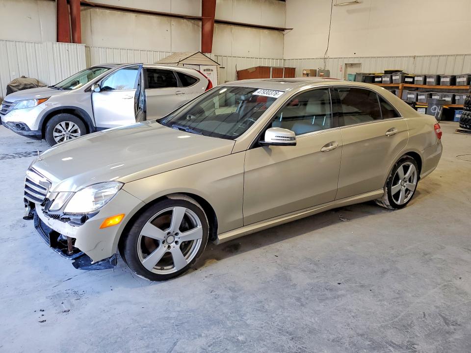 Auction sale of the 2010 Mercedes-benz E, vin: WDDHF8HBXAA210984, lot number: 55400096