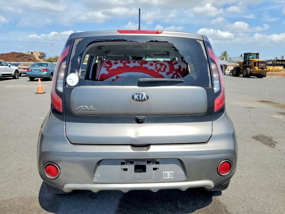 2018 Kia Soul მანქანა იყიდება აუქციონზე, vin: KNDJP3A50J7555342, აუქციონის ნომერი: 79498635