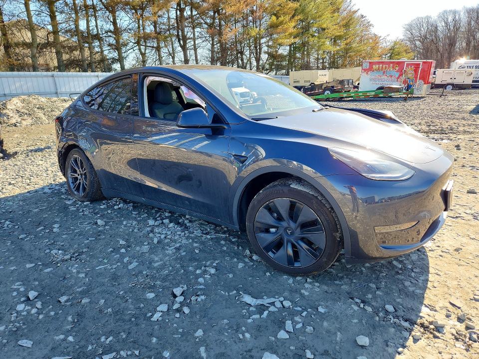 Продажа на аукционе авто 2025 Tesla Model Y, vin: 7SAYGDED2SF271215, номер лота: 41942486