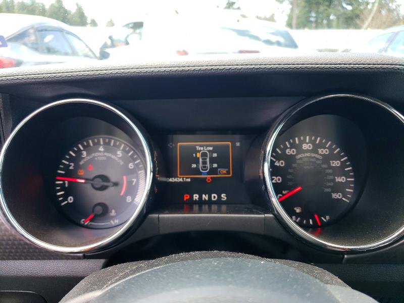 2017 Ford Mustang მანქანა იყიდება აუქციონზე, vin: 1FA6P8TH3H5323923, აუქციონის ნომერი: 45920846