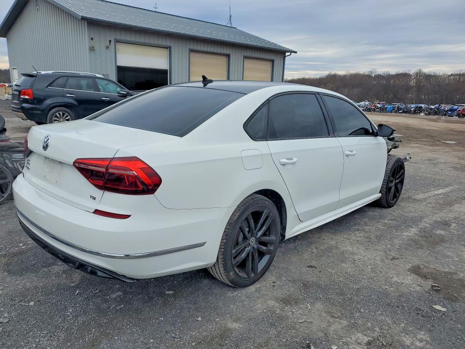 Продаж на аукціоні авто 2018 Volkswagen Passat, vin: 1VWAA7A34JC003709, номер лоту: 47974216